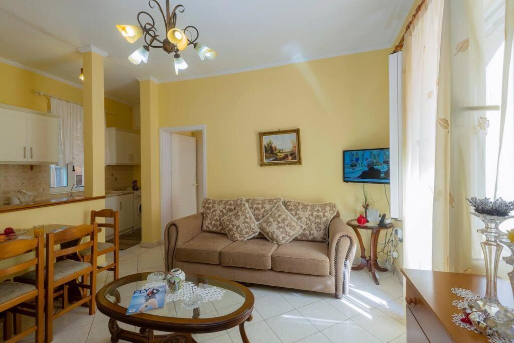 Ria'S Apartment In Corfu Town Exterior photo